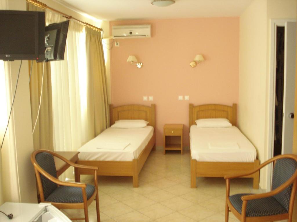 Cybele Guest Accommodation Athens Room photo